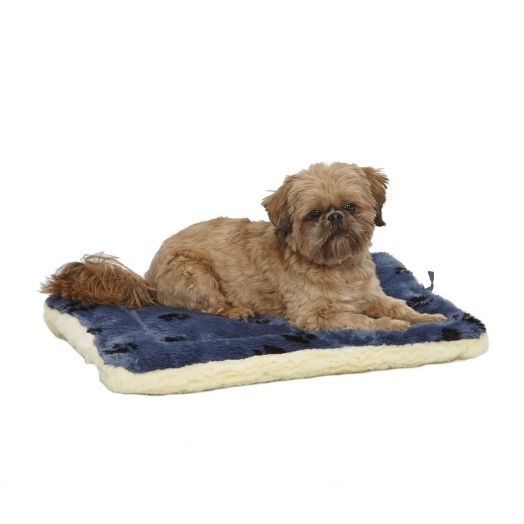 Midwest quiet time fleece pet bed 2024 and crate mat